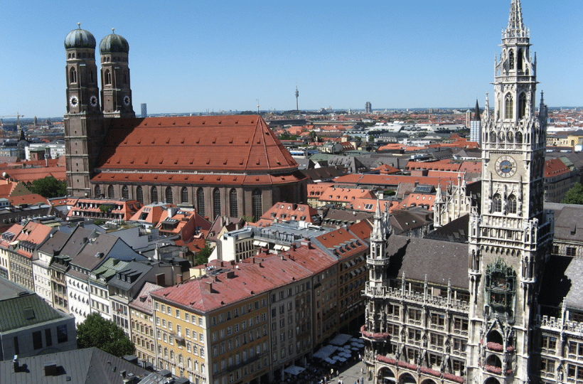 Marienlplatz