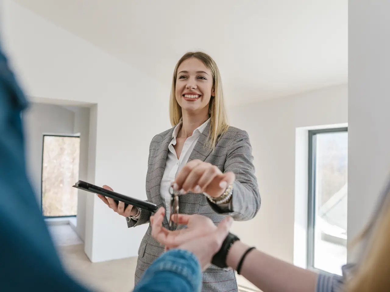 Lassen Sie Ihre Immobilie von der SIS-Sparkassen-Immobilien-Service GmbH vermieten.